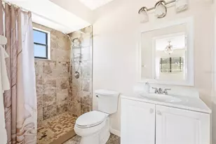 3646 Mary Ln, Sarasota, FL 34238 - Photo 17