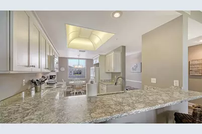 8750 Olde Hickory Avenue #9207, Sarasota, FL 34238 - Photo 9