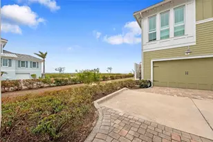 330 Compass Point Dr, Bradenton, FL 34209 - Photo 51