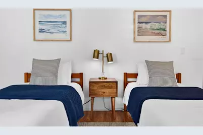 6215 Rodgers Avenue, Sarasota, FL 34231 - Photo 23