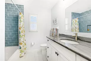 5004 Coral Lake Dr, Bradenton, FL 34210 - Photo 21