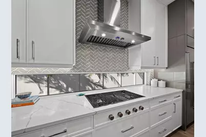 1843 Morris Street, Sarasota, FL 34239 - Photo 9