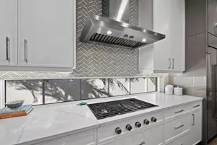 1843 Morris St, Sarasota, FL 34239 - Photo 9