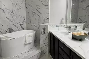 8261 Miramar Way, Lakewood Ranch, FL 34202 - Photo 29