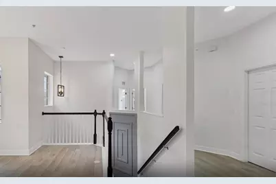 8261 Miramar Way #8261, Lakewood Ranch, FL 34202 - Photo 7