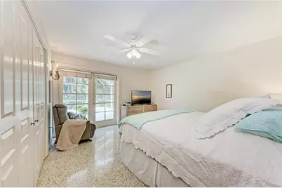 3310 Mineola Drive, Sarasota, FL 34239 - Photo 15