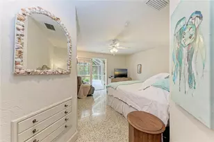3310 Mineola Dr, Sarasota, FL 34239 - Photo 13