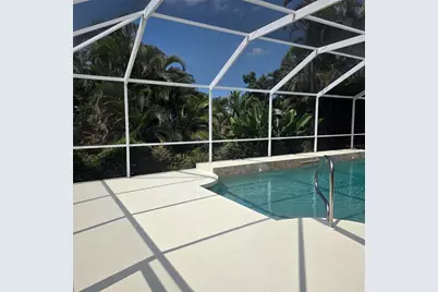 3310 Mineola Drive, Sarasota, FL 34239 - Photo 3