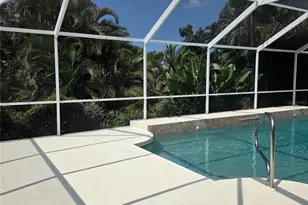 3310 Mineola Dr, Sarasota, FL 34239 - Photo 3