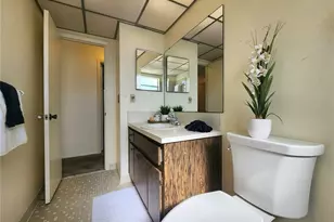 4201 33rd Ave Dr W, Bradenton, FL 34205 - Photo 13