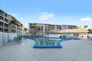 3723 Lake Bayshore Dr, Bradenton, FL 34205 - Photo 21