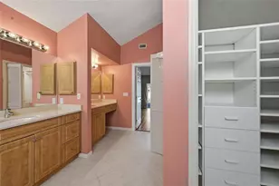 3732 Surrey Ln, Sarasota, FL 34235 - Photo 29