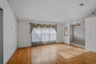 3732 Surrey Ln, Sarasota, FL 34235 - Photo 9