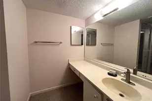 1617 Brookhouse Dr, Sarasota, FL 34231 - Photo 9