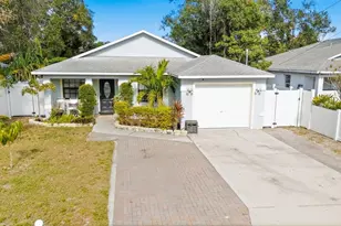 519 29th Ave W, Bradenton, FL 34205 - Photo 1