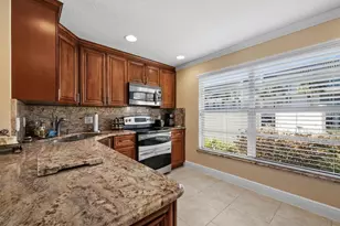 4430 Exeter Dr, Longboat Key, FL 34228 - Photo 5