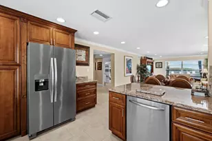 4430 Exeter Dr, Longboat Key, FL 34228 - Photo 3