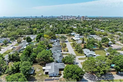 2660 Davis Boulevard, Sarasota, FL 34237 - Photo 45