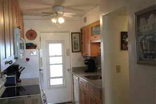 33 S Gulfstream Ave, Sarasota, FL 34236 - Photo 9