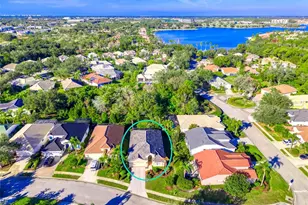 8408 Whispering Woods Ct, Lakewood Ranch, FL 34202 - Photo 5