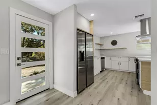 218 32nd St W, Bradenton, FL 34205 - Photo 7