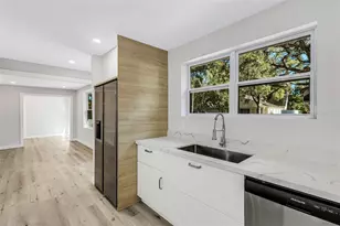 218 32nd St W, Bradenton, FL 34205 - Photo 11