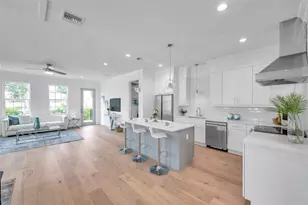 2369 Bahia Vista St, Sarasota, FL 34239 - Photo 11