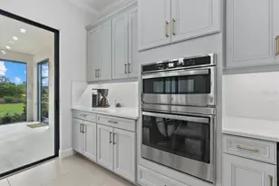 10128 Morning Mist Ln, Sarasota, FL 34241 - Photo 7