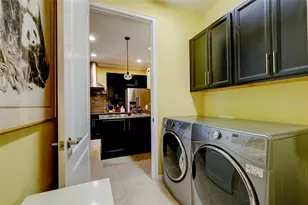 3681 Divot Ln, Sarasota, FL 34232 - Photo 45