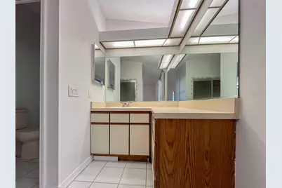 3957 Proctor Road, Sarasota, FL 34233 - Photo 7