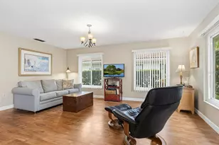 5107 Greencroft Rd, Sarasota, FL 34235 - Photo 5