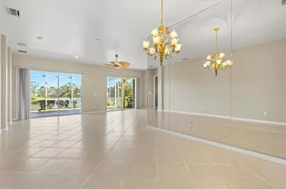 6511 43rd Court E, Sarasota, FL 34243 - Photo 13