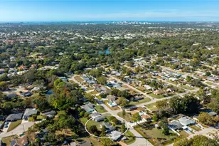 4110 Winthrop St, Sarasota, FL 34232 - Photo 5