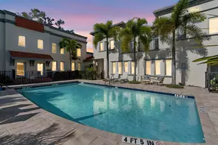 1685 Laurel St, Sarasota, FL 34236 - Photo 3