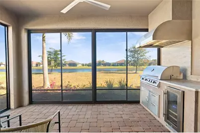 4743 Motta Court, Bradenton, FL 34211 - Photo 9