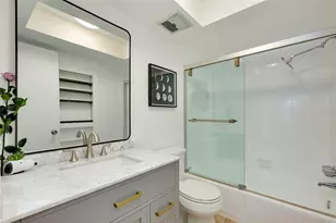 3806 Gulf Of Mexico Dr, Longboat Key, FL 34228 - Photo 21