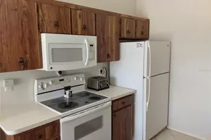 3617 36th Ave Dr W, Bradenton, FL 34205 - Photo 15