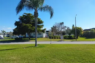 3617 36th Ave Dr W, Bradenton, FL 34205 - Photo 43