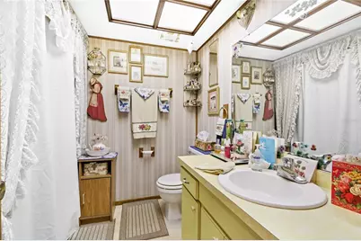 5366 Foxwood Drive, Sarasota, FL 34232 - Photo 9