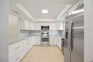 6515 Heritage Ln, Bradenton, FL 34209 - Photo 3