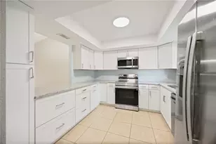 6515 Heritage Ln, Bradenton, FL 34209 - Photo 7