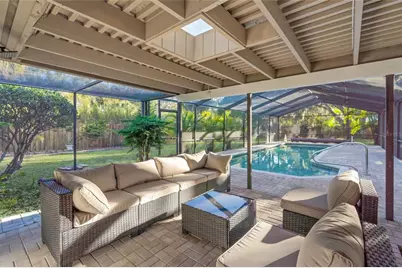 4916 Hidden Oaks Trail, Sarasota, FL 34232 - Photo 19