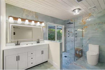 4916 Hidden Oaks Trail, Sarasota, FL 34232 - Photo 13