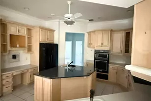 7430 Weeping Willow Dr, Sarasota, FL 34241 - Photo 13