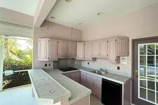 7430 Weeping Willow Dr, Sarasota, FL 34241 - Photo 29