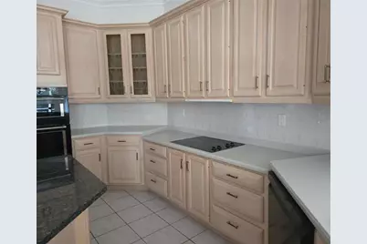 7430 Weeping Willow Drive, Sarasota, FL 34241 - Photo 7