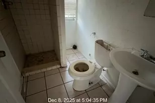 1672 10th St, Sarasota, FL 34236 - Photo 19