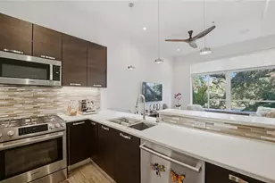 209 Cosmopolitan Ct, Sarasota, FL 34236 - Photo 23