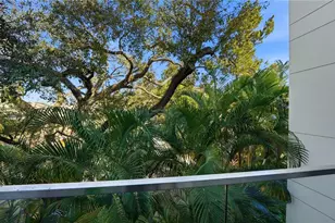 209 Cosmopolitan Ct, Sarasota, FL 34236 - Photo 17