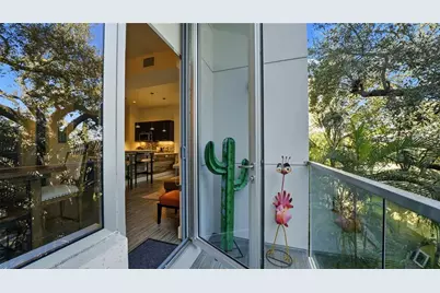 209 Cosmopolitan Court, Sarasota, FL 34236 - Photo 15